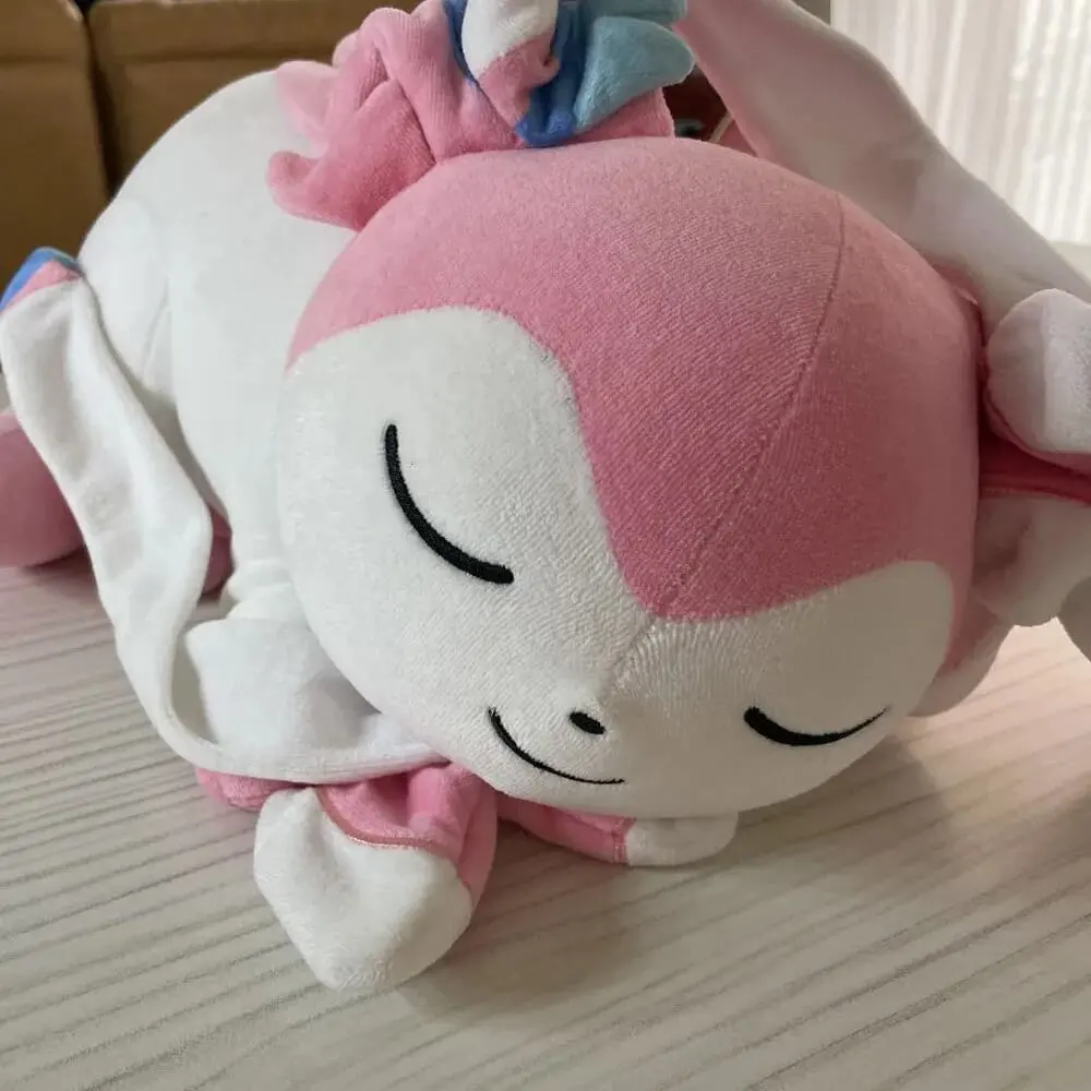 Pokémon Sleeping Sylveon Plush